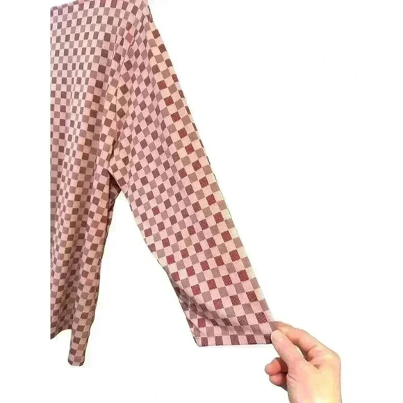 Liz Claiborne Raspberry & Lilac Check Stretch Blouse Gold Clasp XXL Office Core - Picture 5 of 5